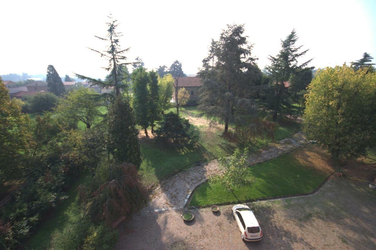 Bed & Breakfast Ottoquadri Quattordio Bagian luar foto