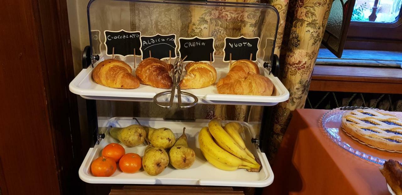Bed & Breakfast Ottoquadri Quattordio Bagian luar foto